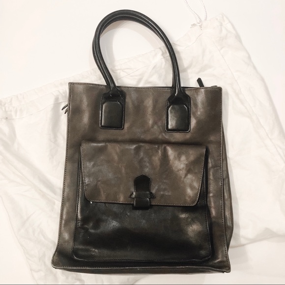 Kenneth Cole Handbags - Kenneth Cole Tote Kenneth Cole Handbags - Kenneth Cole Tote